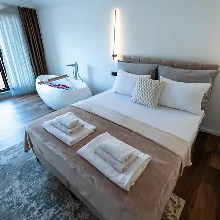 Penthouse Old Bridge View * Mostar